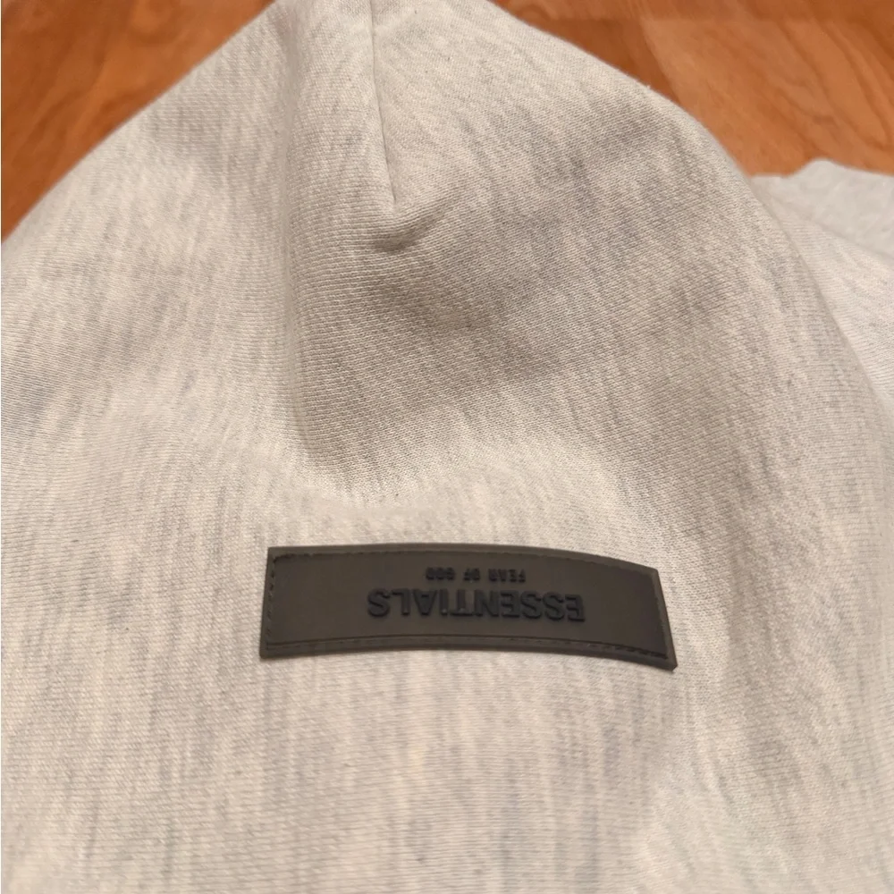 Fear of God: Essentials Hoodie (ss22) - Picture 4 of 6